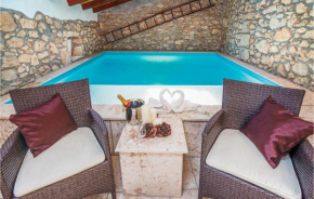 Beautiful Home In Moscenicka Draga With Sauna